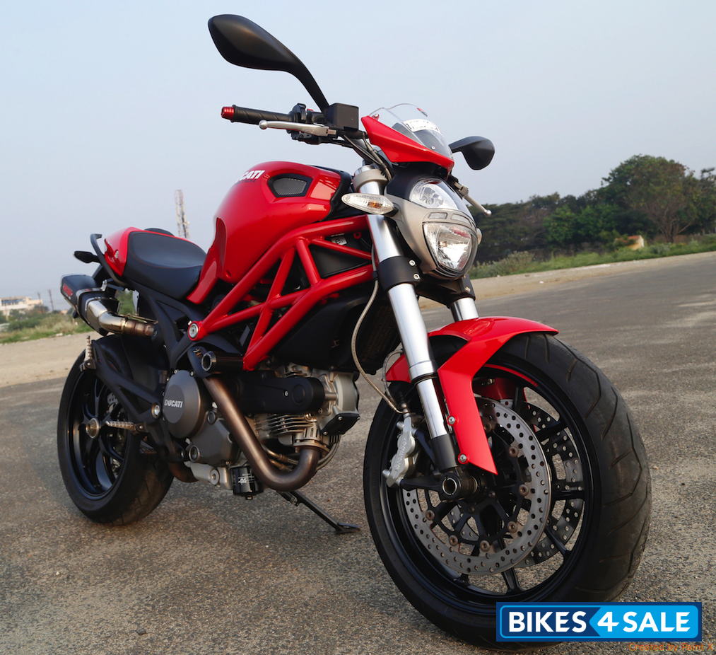 Ducati monster deals 796 second hand