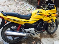 Yellow Hero Karizma R