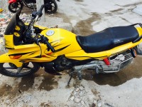 Yellow Hero Karizma R