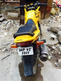 Yellow Hero Karizma R