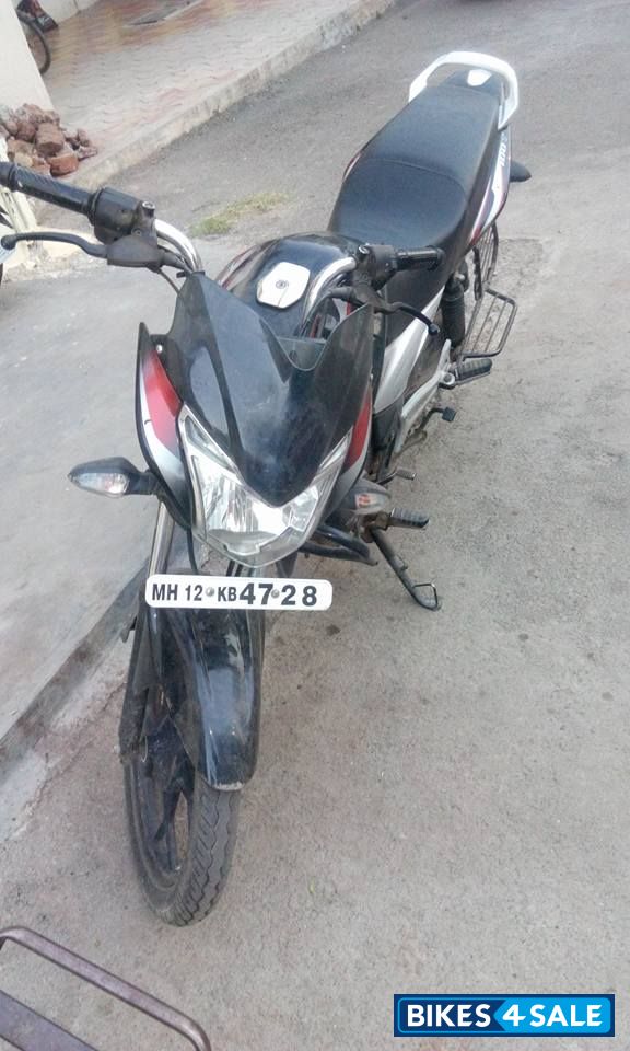 Red Bajaj Discover 100T