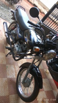 Blue Black Bajaj CT 100B