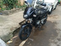 Black Bajaj Pulsar 180 DTSi