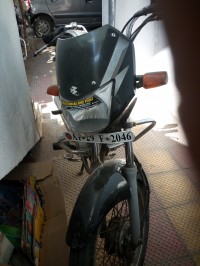 Jet Black Bajaj CT 100