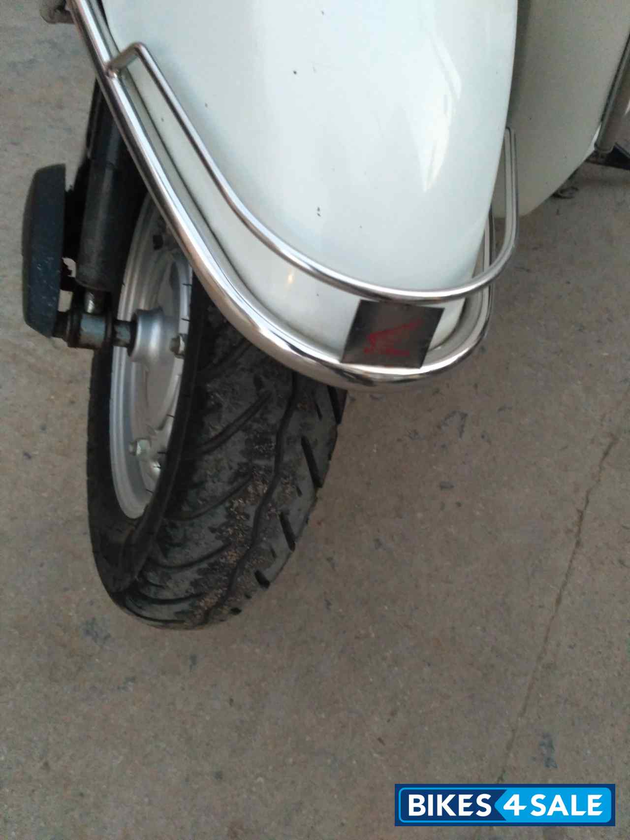 White Honda Activa 3G White Honda Activa 3G