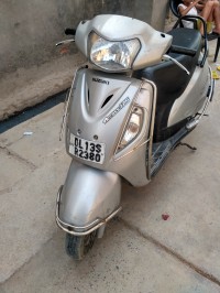 Gray Suzuki Access 125