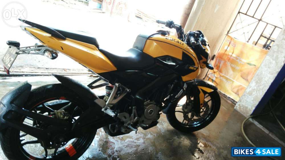 Mustered Yellow Bajaj Pulsar 200 NS