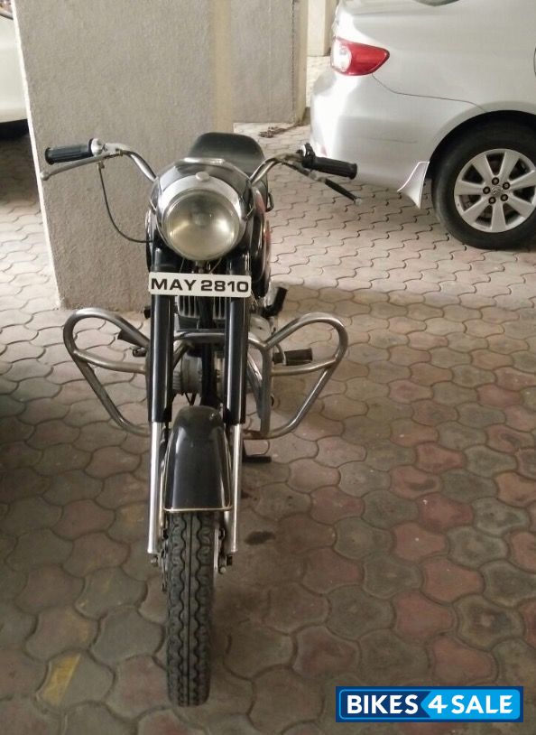 Black Ideal Jawa Yezdi Classic Black Ideal Jawa Yezdi Classic