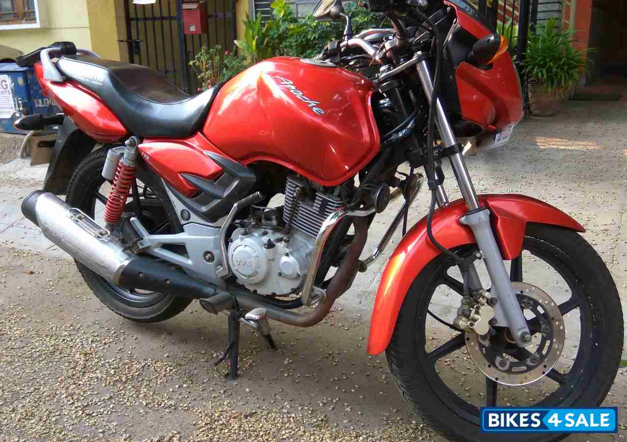 Red TVS Apache 150 Red TVS Apache 150