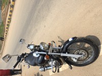 Black Bajaj Avenger 180 DTS-i