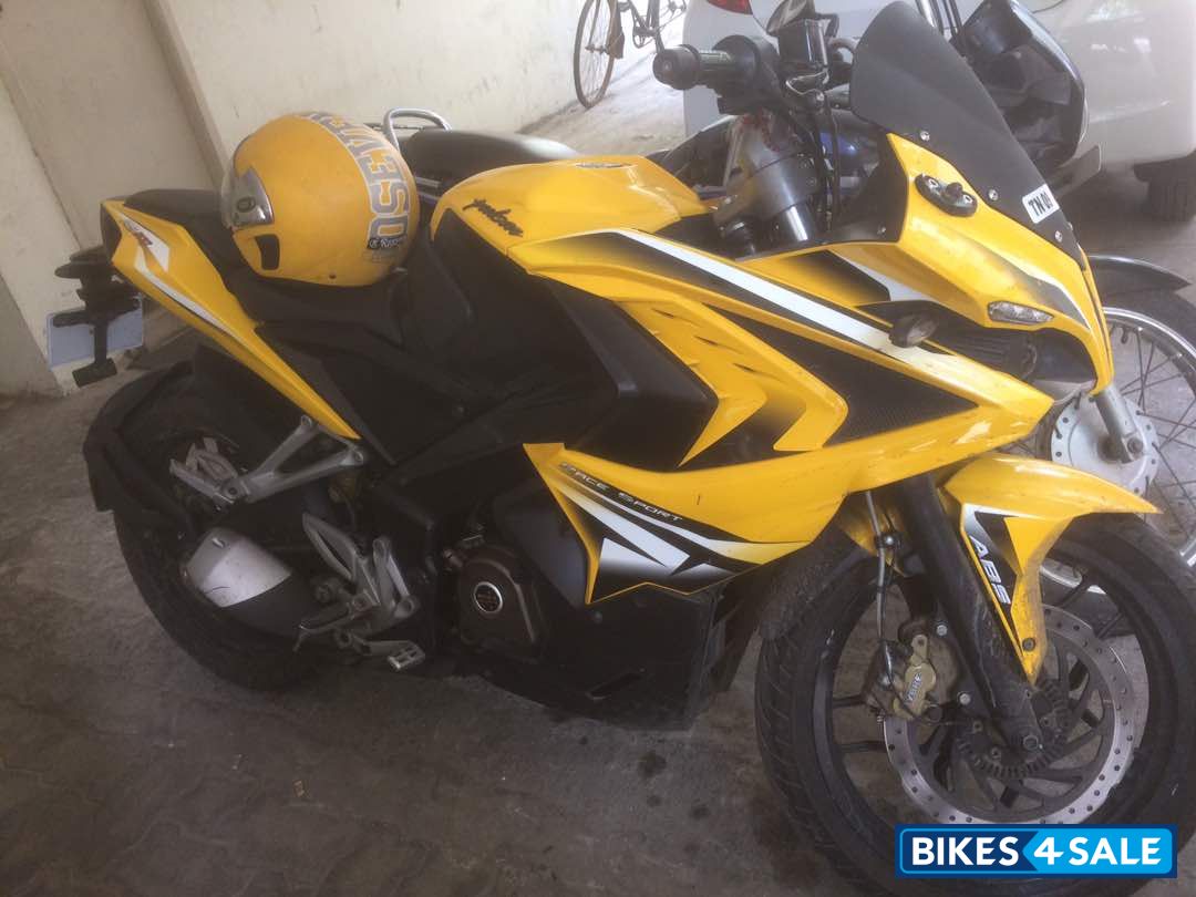 Rs 200 store yellow colour price