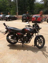 Black Bajaj Discover DTSi 135