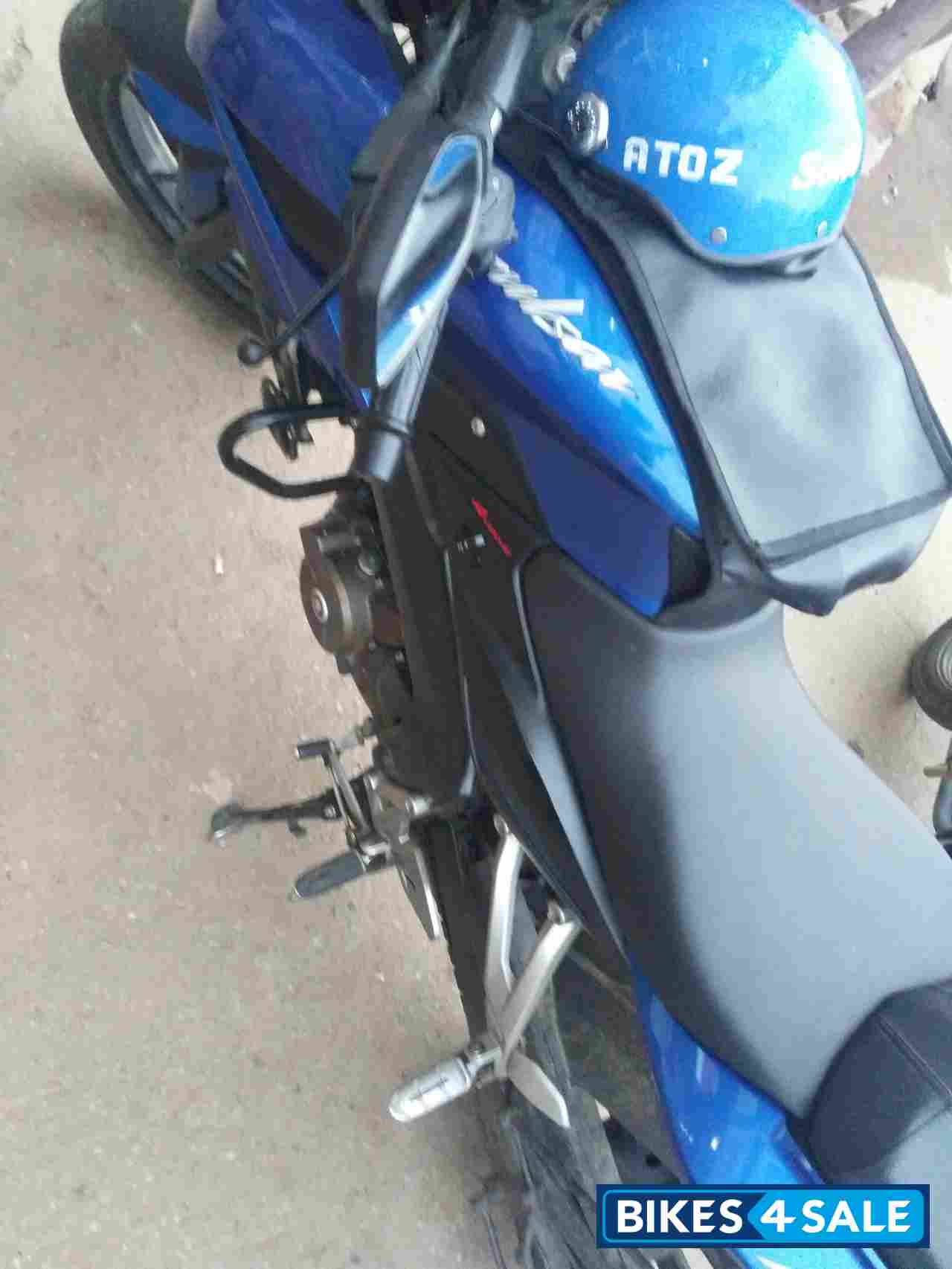 Blue Bajaj Pulsar AS 200 Blue Bajaj Pulsar AS 200