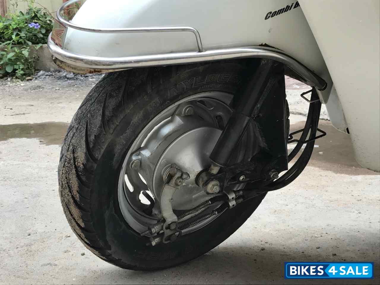 Pure White Honda Activa 3G Pure White Honda Activa 3G