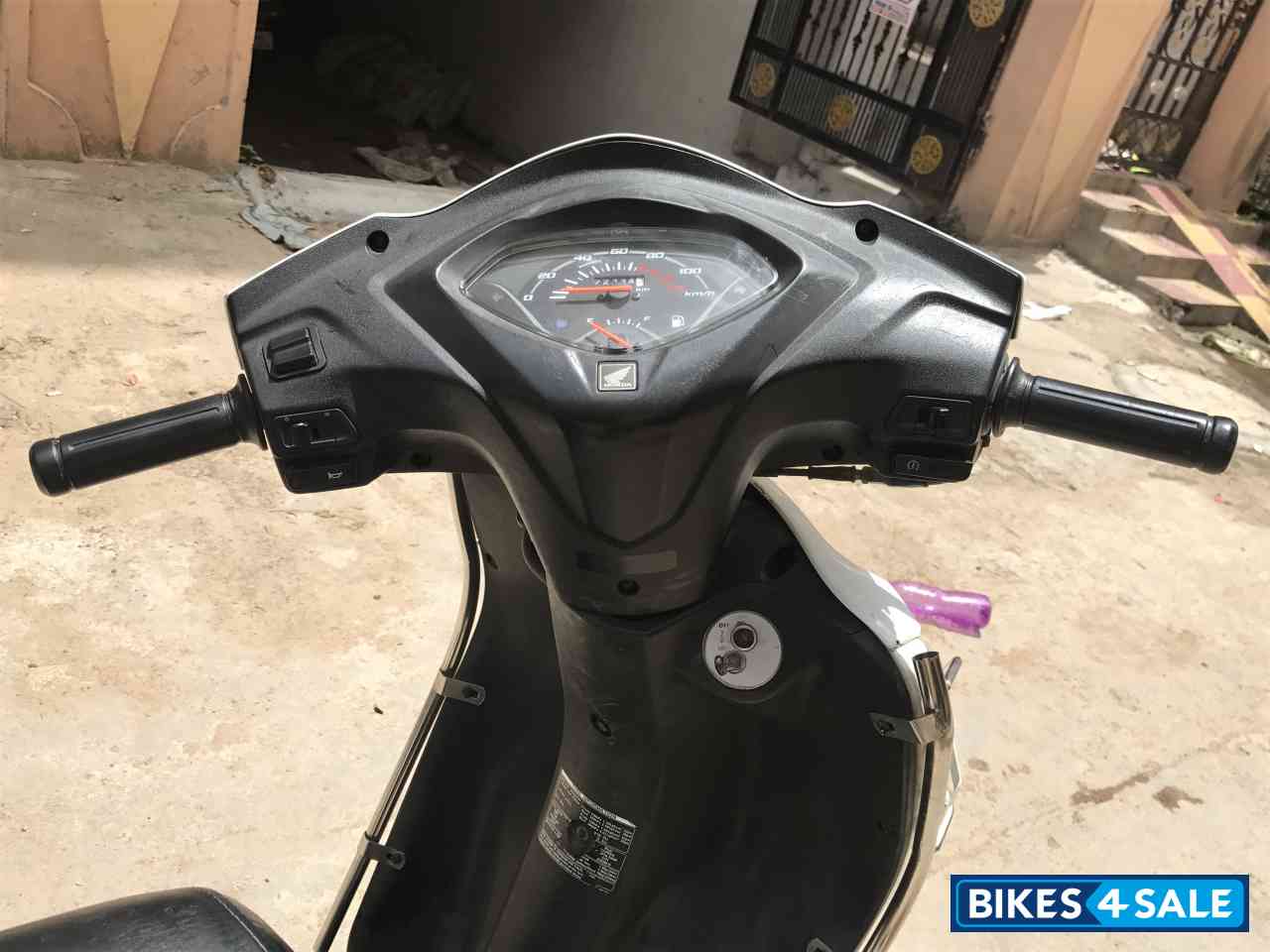 Pure White Honda Activa 3G Pure White Honda Activa 3G