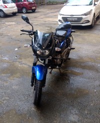 Blue Bajaj Pulsar 180 DTSi