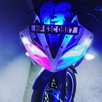 White Blue Yamaha YZF R15 V2