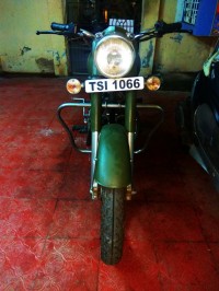 Royal Enfield Bullet Standard 350  Model