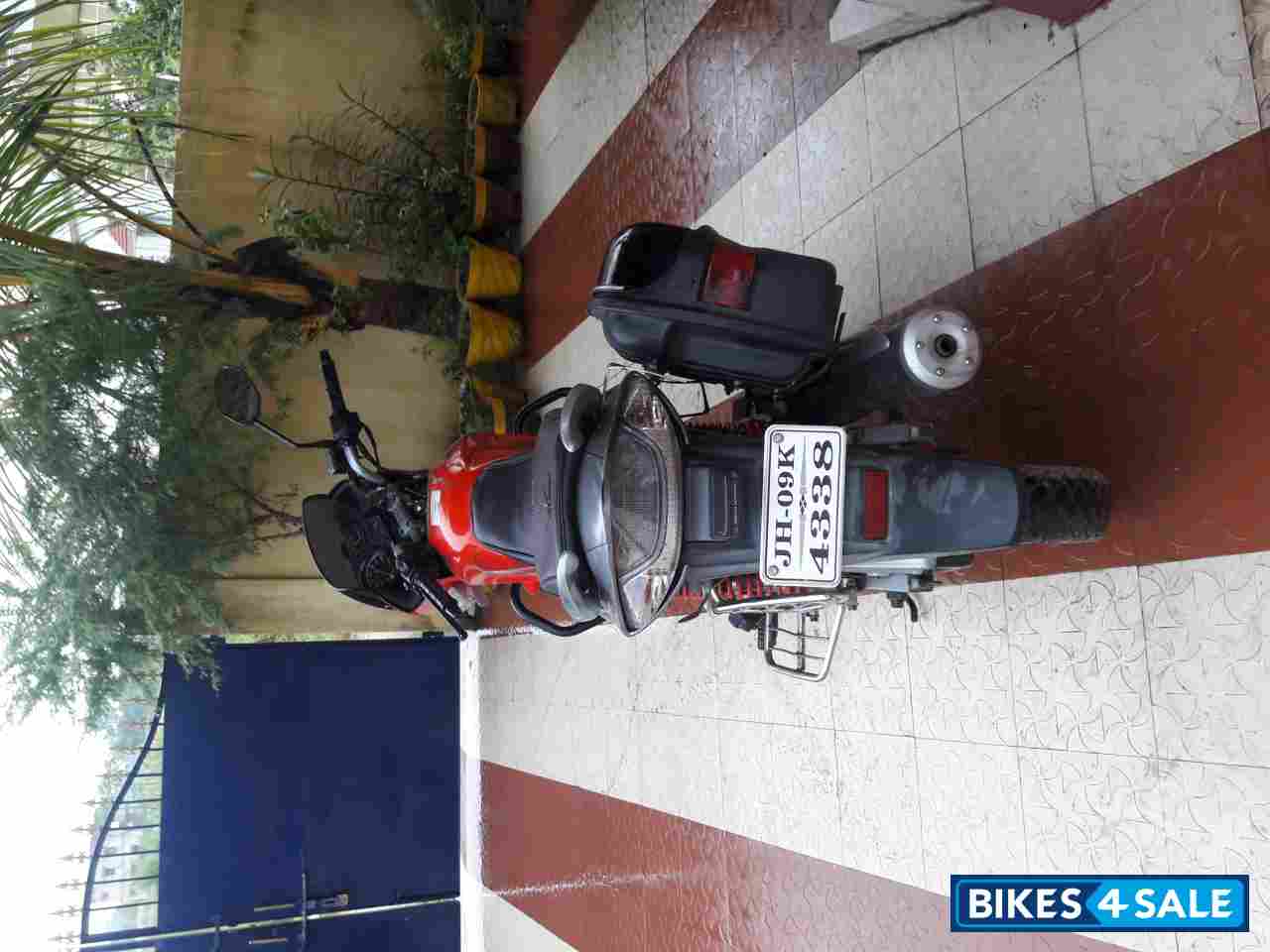 Red Hero CBZ Red Hero CBZ