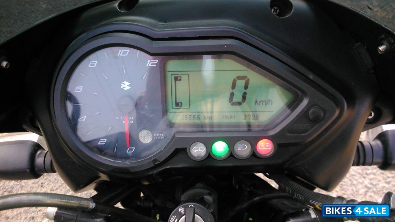 Black Bajaj Pulsar 150 DTSi Black Bajaj Pulsar 150 DTSi