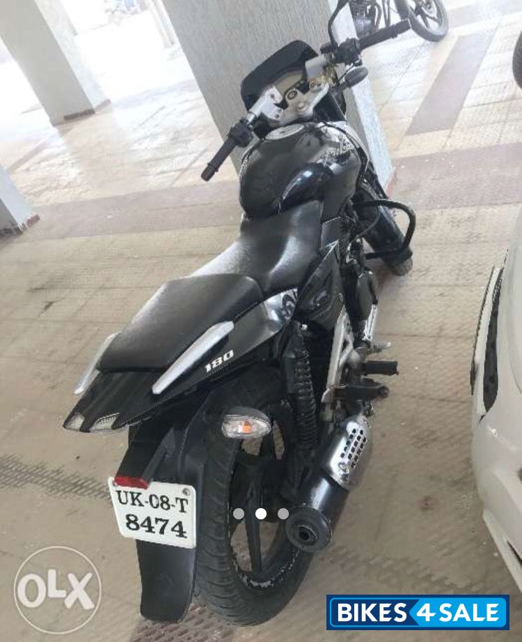 Black Bajaj Pulsar 180 DTSi Black Bajaj Pulsar 180 DTSi