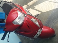 Red Suzuki Access 125