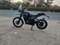 Granite Black Royal Enfield Himalayan