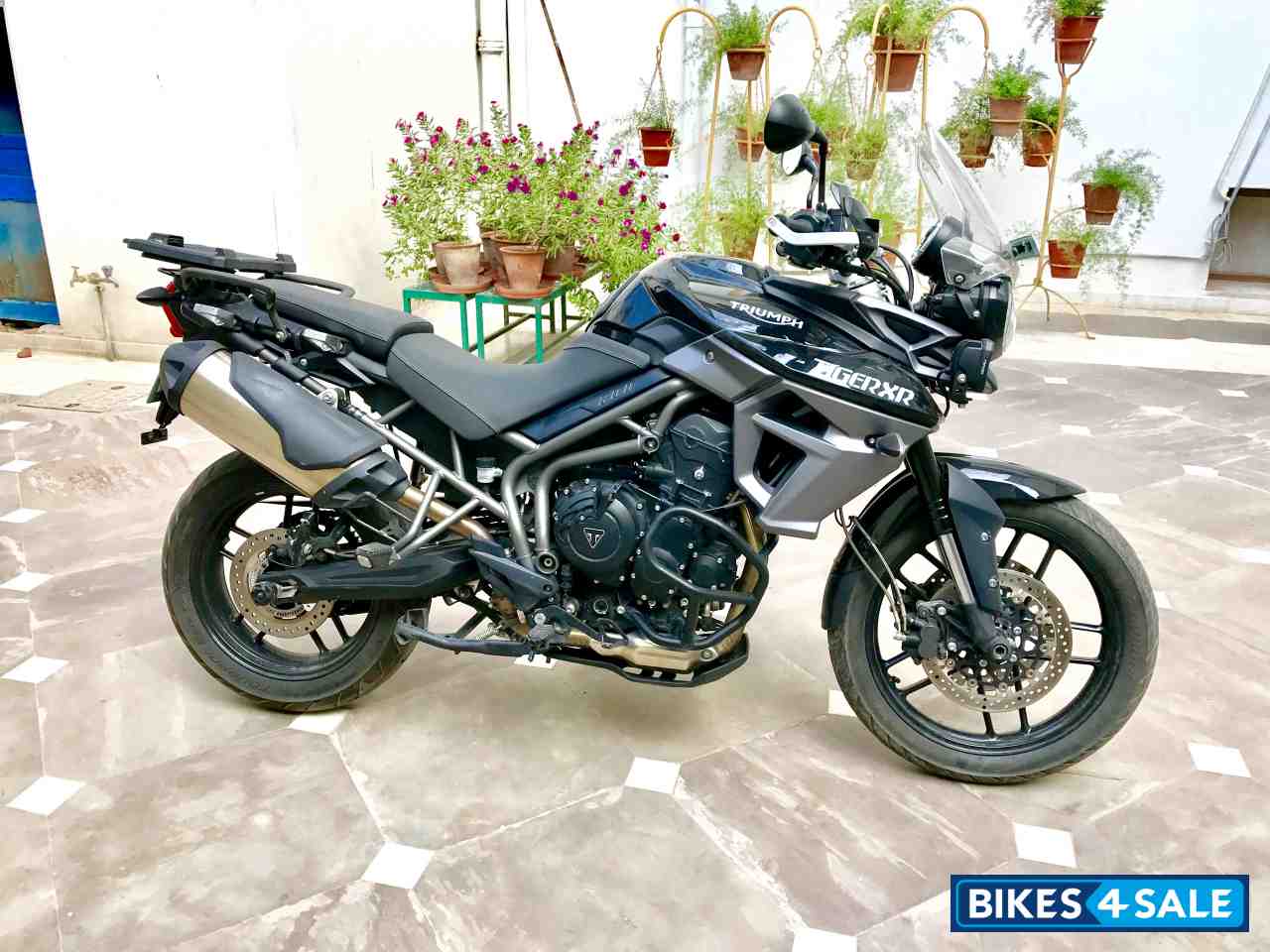 Used 2015 model Triumph Tiger 800 XR for sale in Jaipur. ID 158244