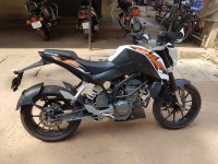 White KTM Duke 200