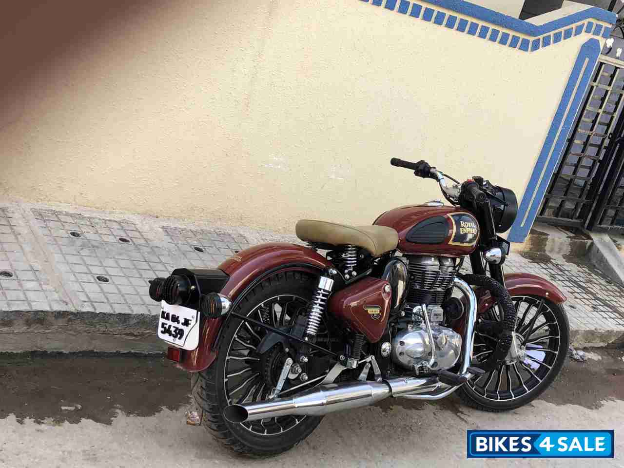 Royal enfield classic discount 350 classic chestnut