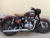 Chestnut Royal Enfield Classic 350