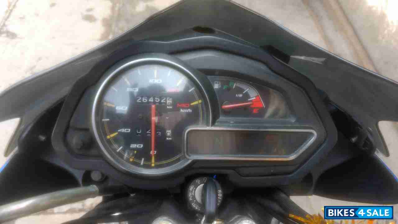 Blue Bajaj Discover 125 ST Blue Bajaj Discover 125 ST
