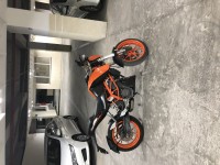 Orange KTM Duke 200