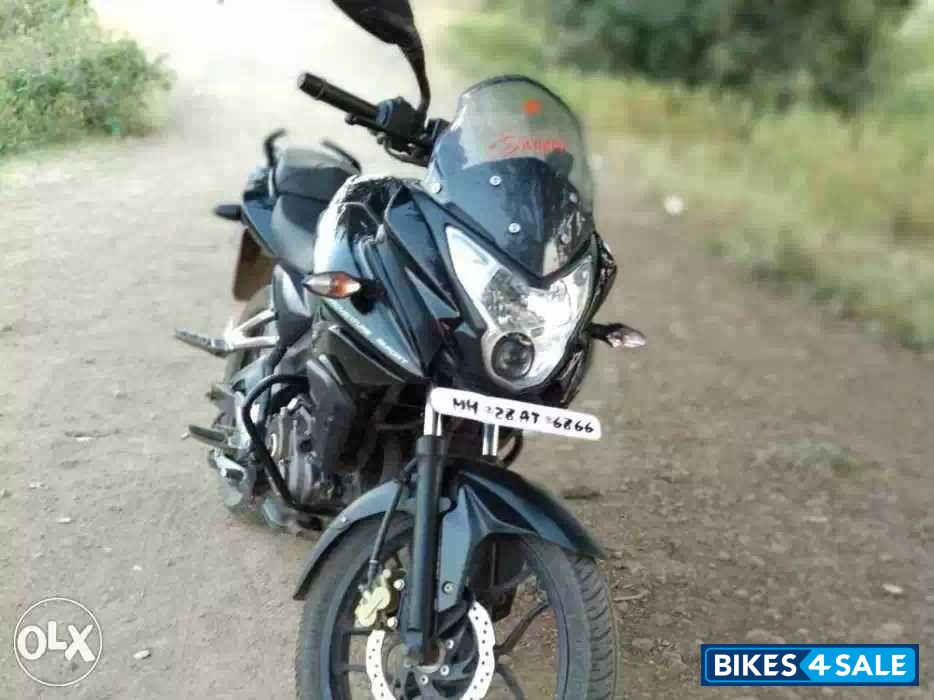 Black Bajaj Pulsar AS 150 Black Bajaj Pulsar AS 150