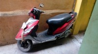 Red TVS Scooty Streak