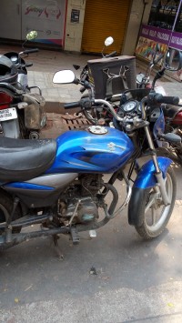 Blue Bajaj Platina 100