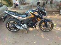 Black Honda CB Hornet 160R