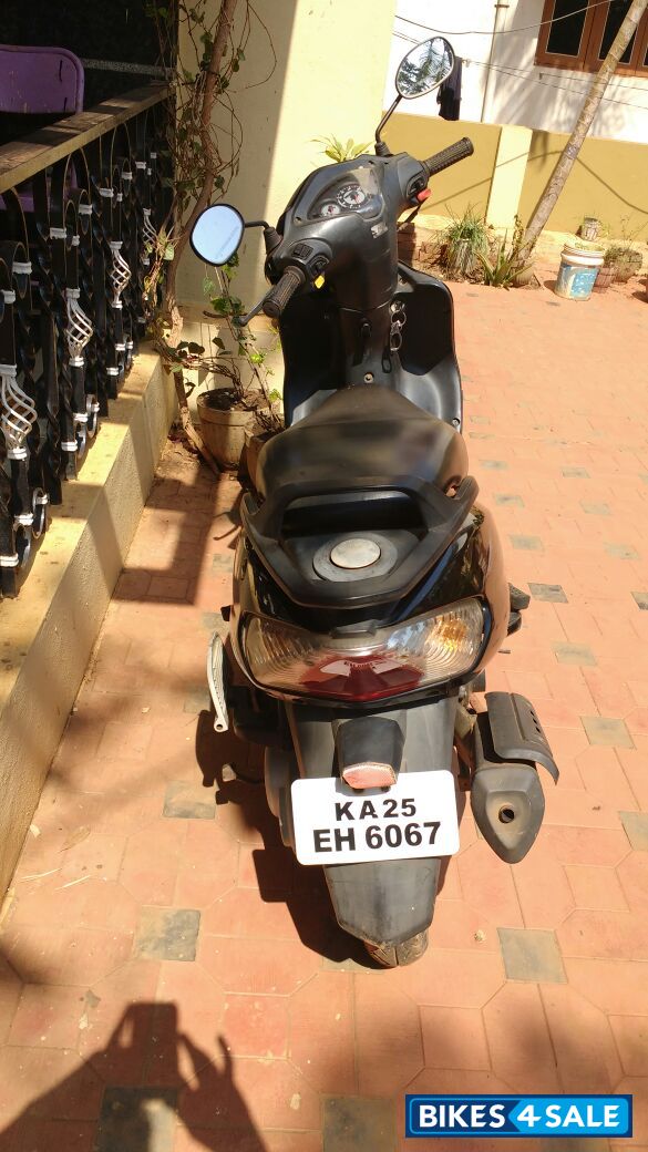 Black TVS Wego Black TVS Wego