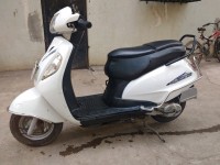 White Suzuki Access 125