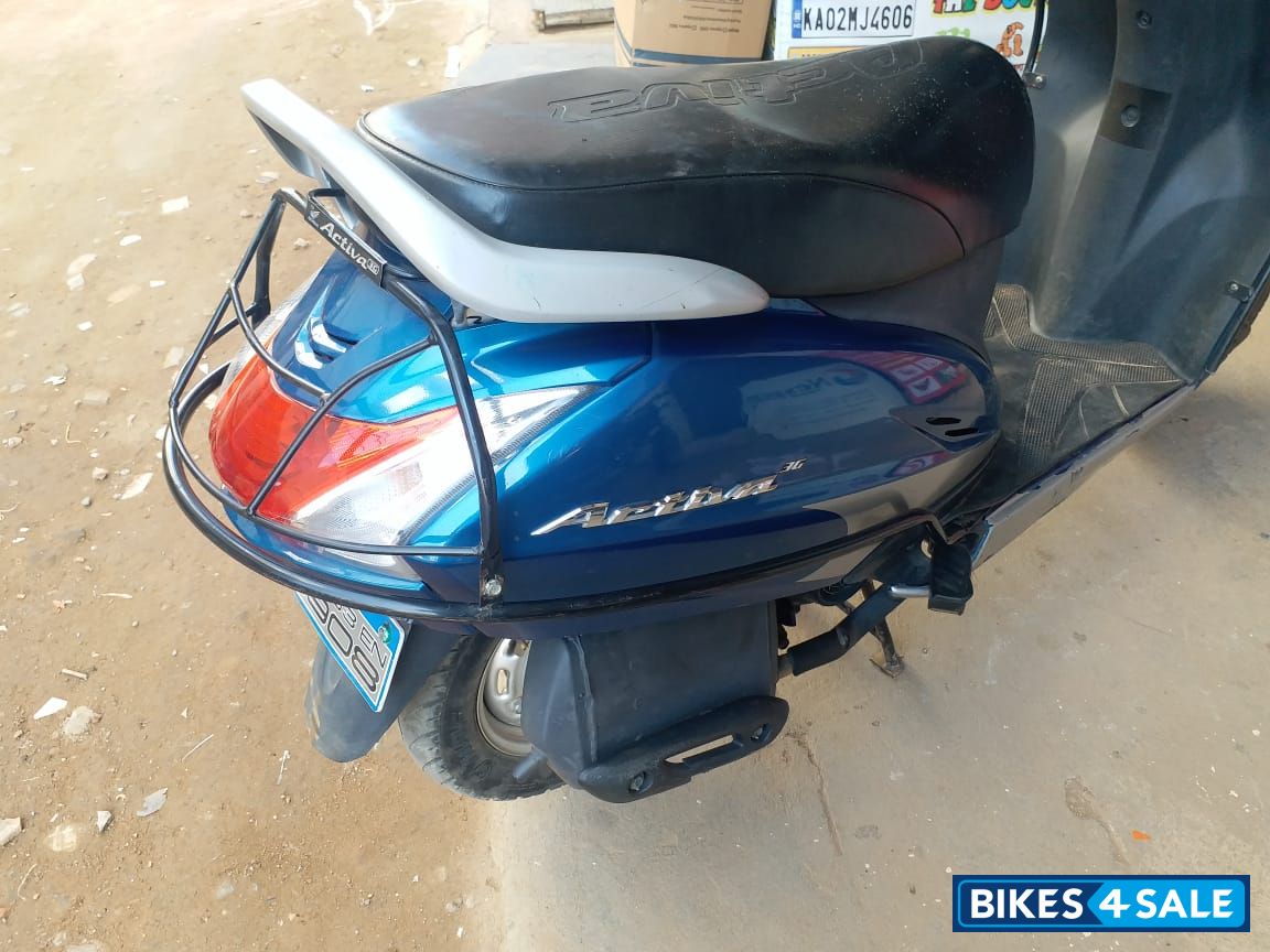 Blue Honda Activa 3G