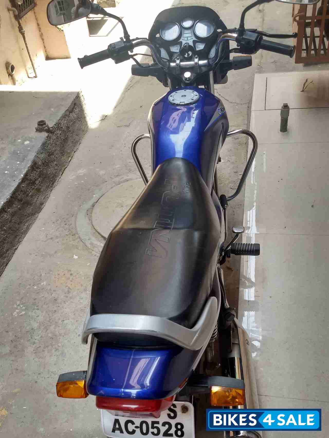 bajaj caliber 115 olx