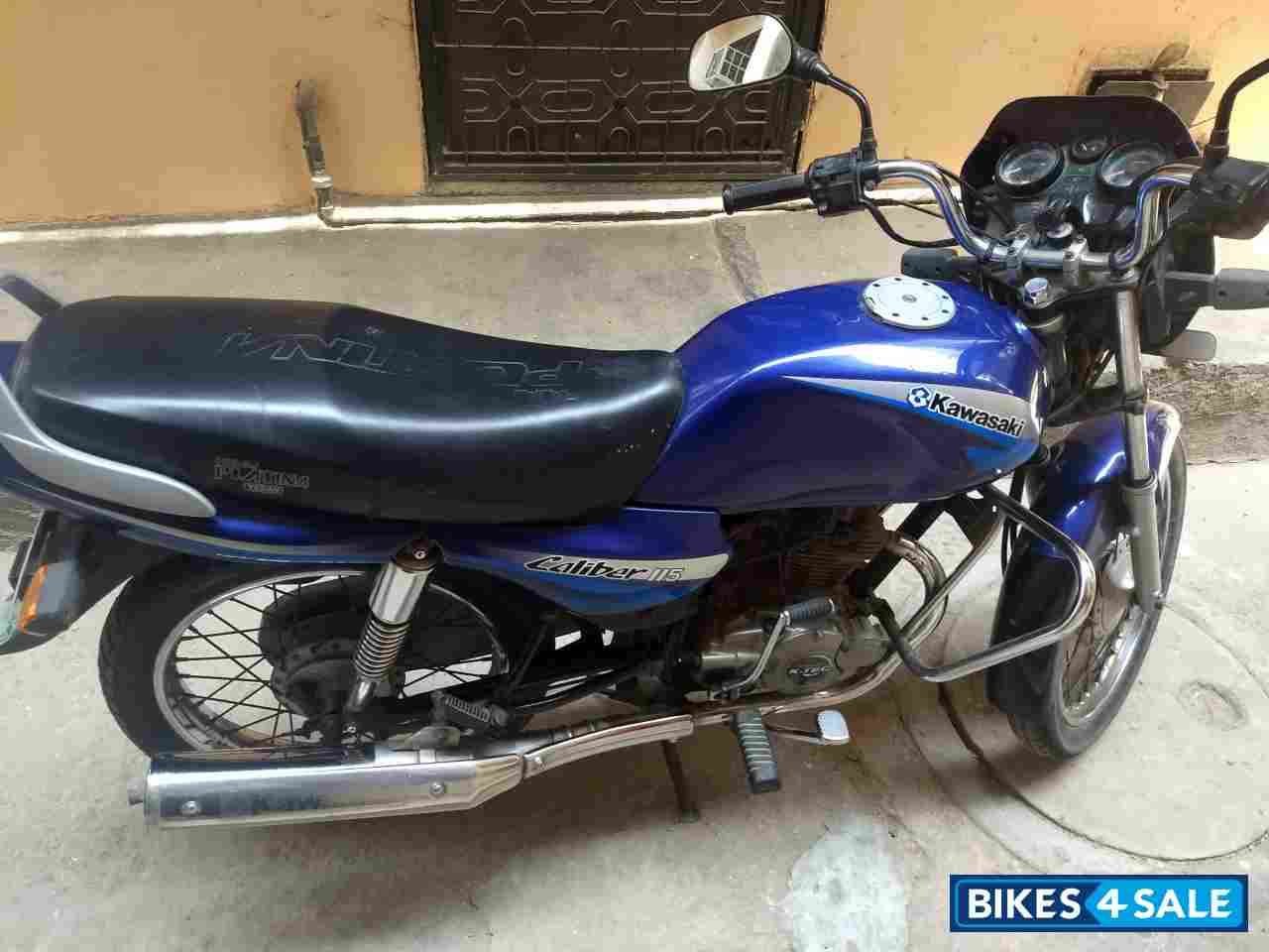 bajaj caliber 115 olx