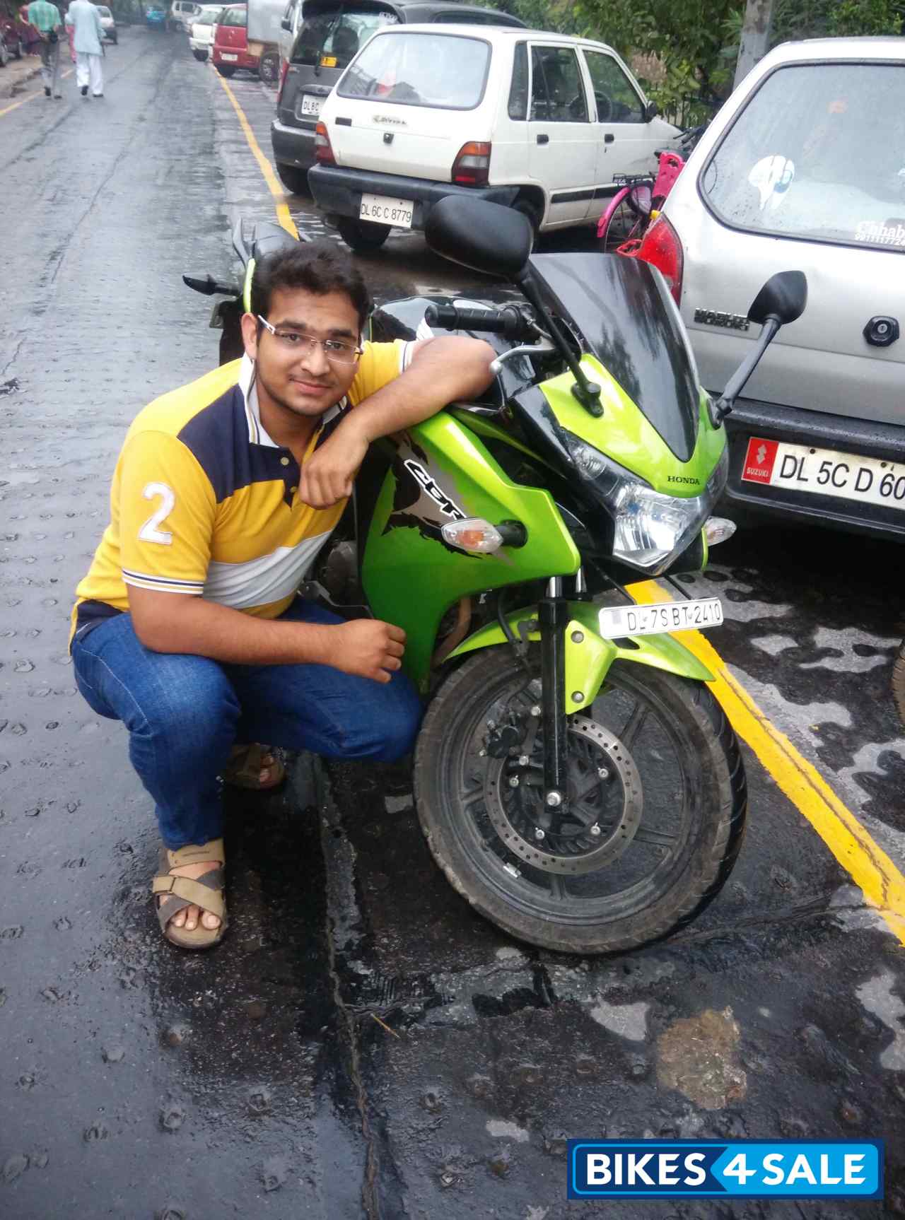 Green Black Colour Honda CBR 150R Green Black Colour Honda CBR 150R