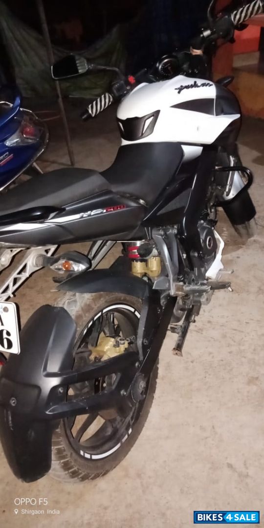 Bajaj Pulsar 200 NS Bajaj Pulsar 200 NS