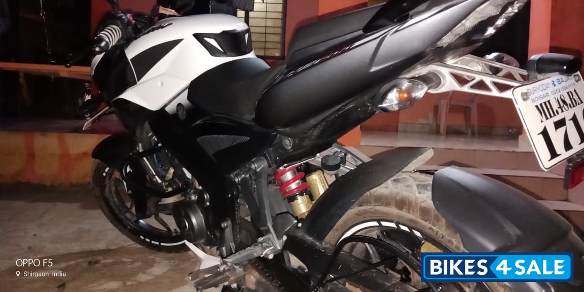 Bajaj Pulsar 200 NS Bajaj Pulsar 200 NS