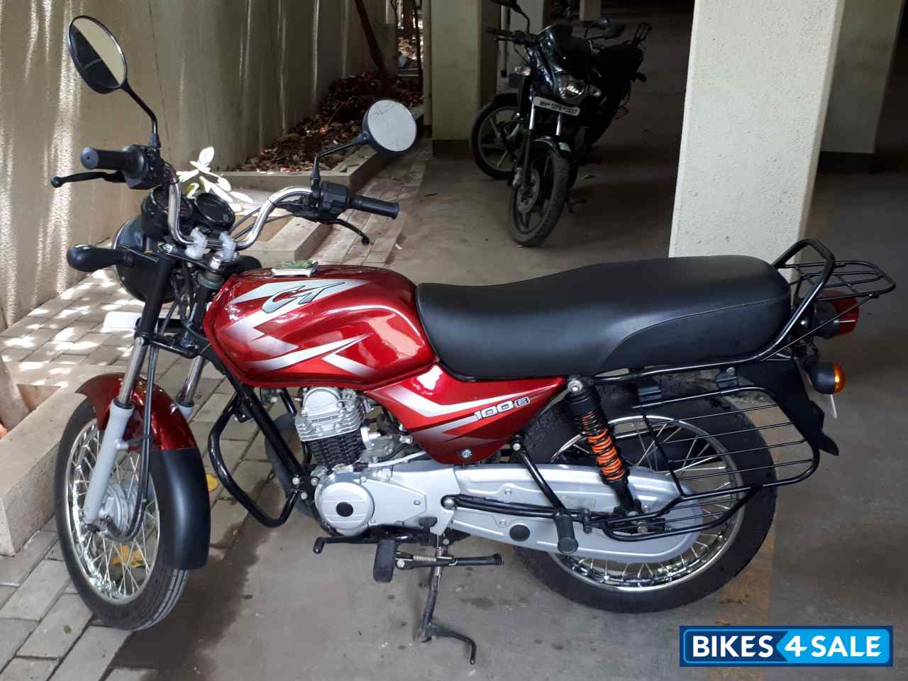 Bajaj ct 100 online b