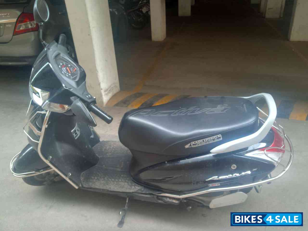 Black Honda Activa 3G