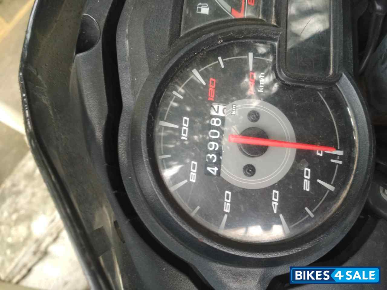 Charcoal Green Bajaj Discover 125M Charcoal Green Bajaj Discover 125M