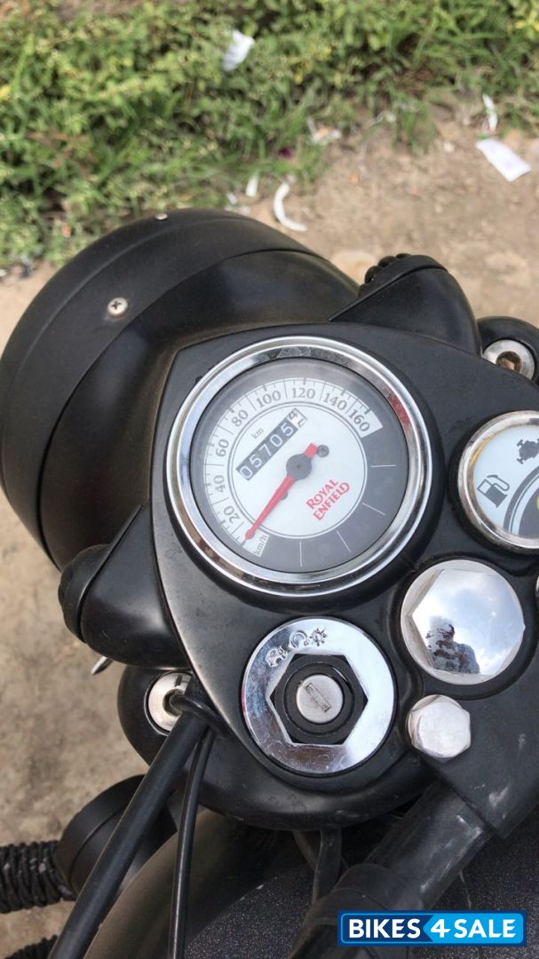 Black Royal Enfield Classic Stealth Black Black Royal Enfield Classic Stealth Black