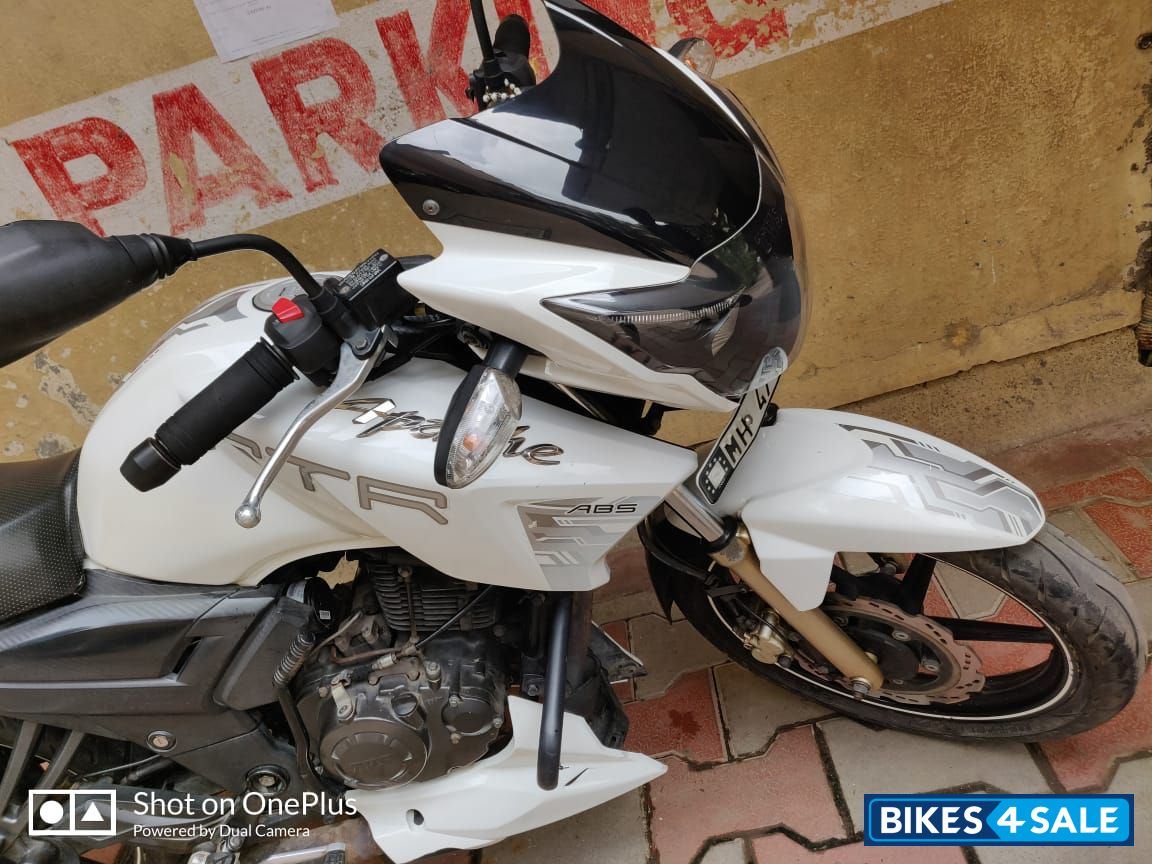 White TVS Apache RTR 180 ABS